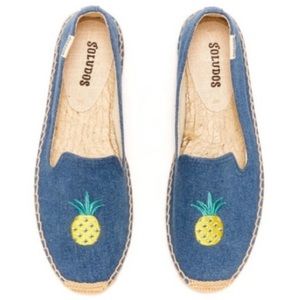 Soludos Women’s Pineapple Smoking Slippers 🍍
